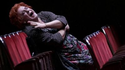 Carlos Álvarez, en estado de gracia, pone en pie al Real con 'Viva la Mamma'