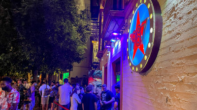 Los locales de ocio nocturno reabren hasta las tres de la madrugada y un aforo al 50%