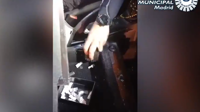 Detenidos dos individuos con cocaína cuando intentaban huir de la Policía en Carabanchel