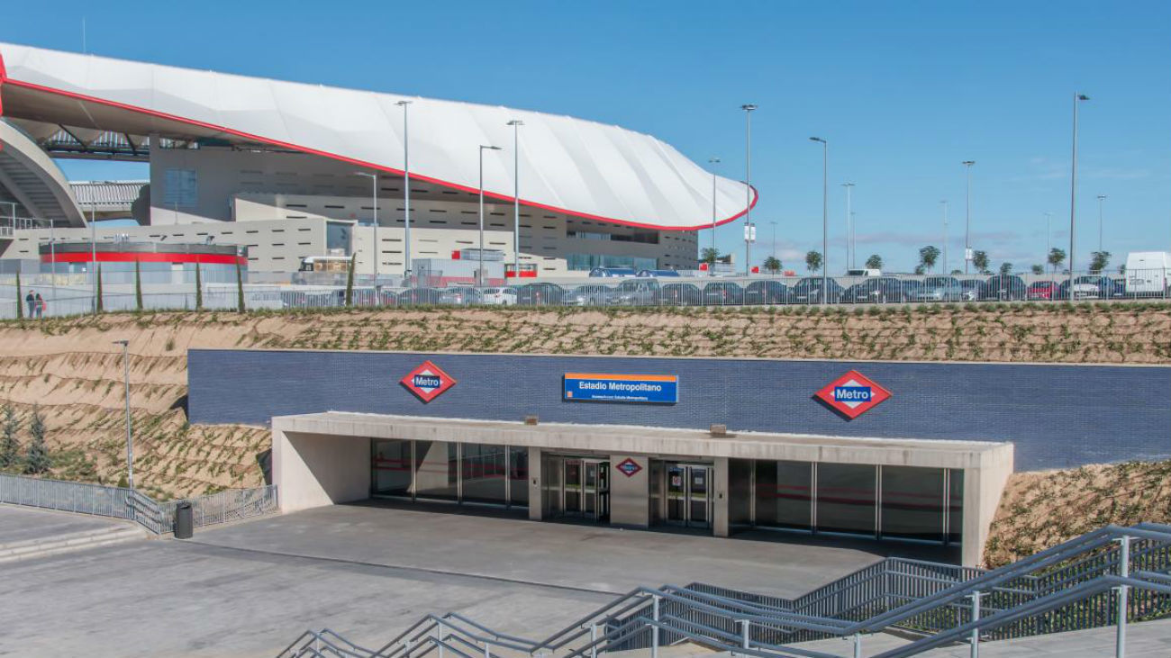 Salida de la estación de Metro de Wanda Metropolitano