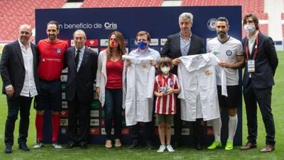 Leyendas del Real Madrid y el Atlético se unen contra el cáncer