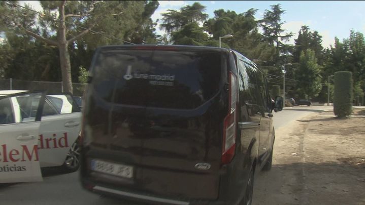 Localizaron los cuerpos sin vida de un hombre, español de 66 años, y de una mujer, británica de 59, con sendos disparos en la cabeza y en el pecho / Telemadrid