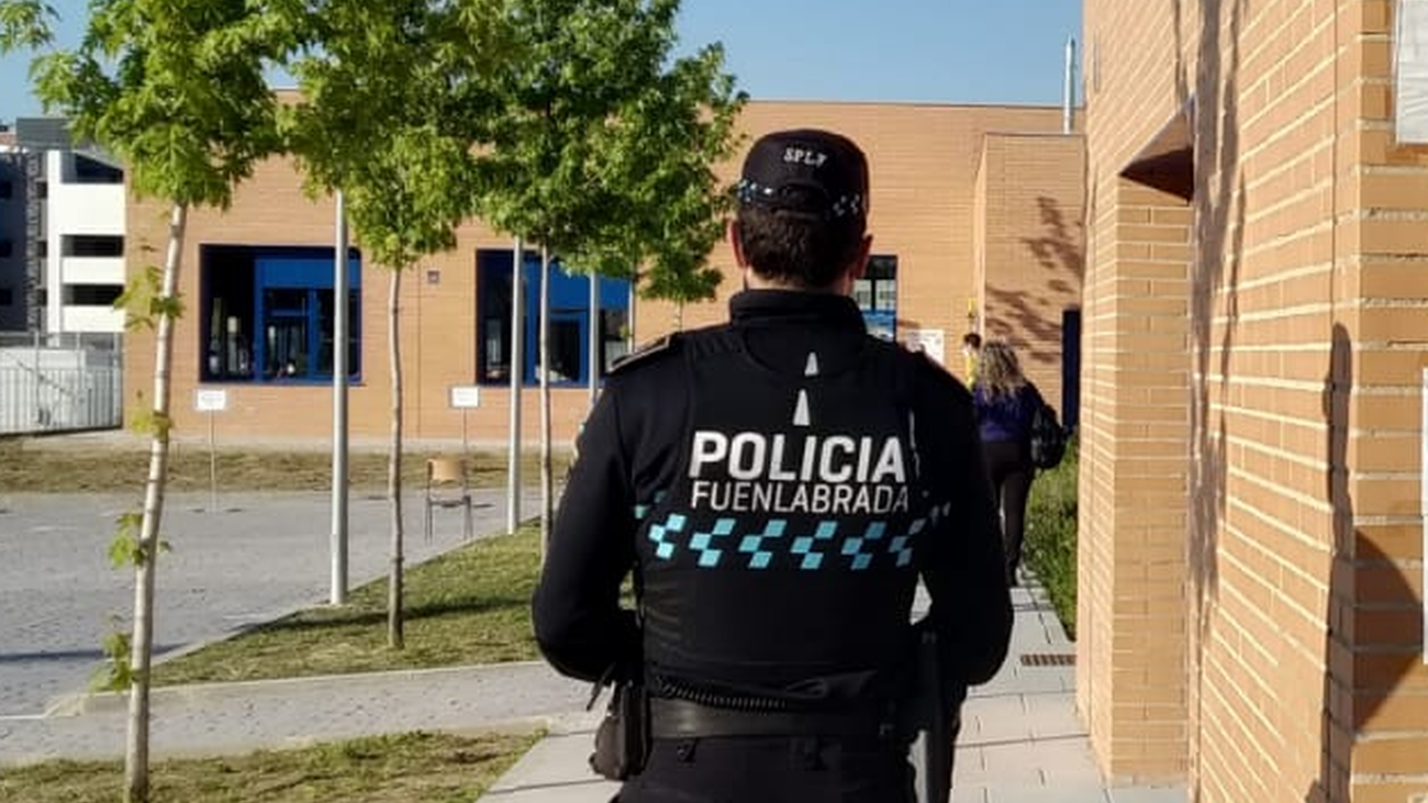 Imagen de un policía local de Fuenlabrada