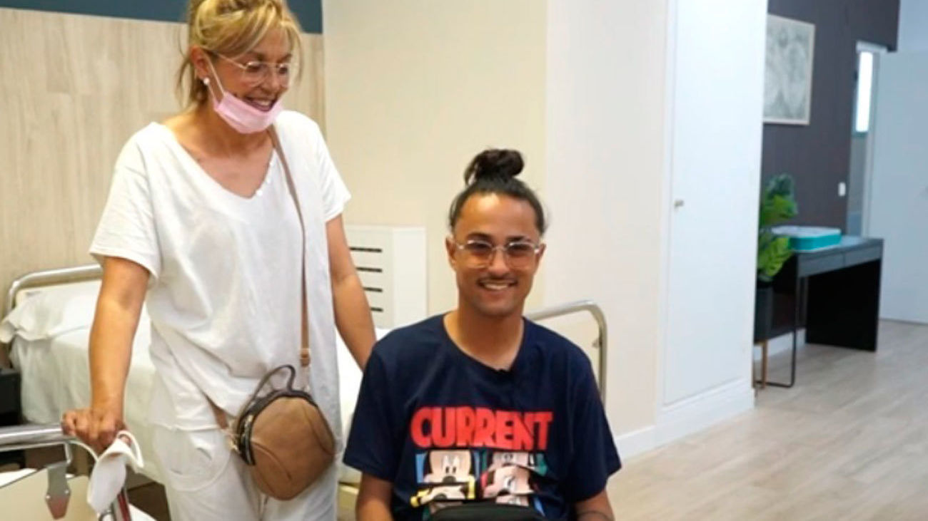 La Milagrosa de Madrid devuelve parte de la funcionalidad de las manos de un joven con tetraplejia