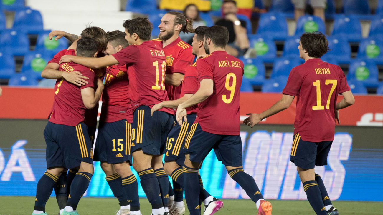 Once sub'21 se suman a la burbuja paralela de la Selección que suma ya dos positivos