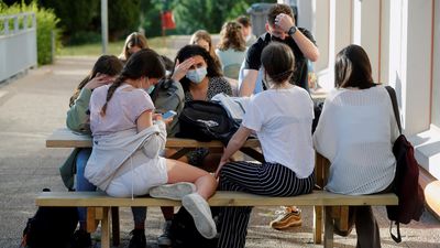 Brote de Covid enorme en Madrid con 245 estudiantes contagiados