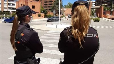 Dos detenidos por agredir con una botella a un joven en Moncloa para robarle