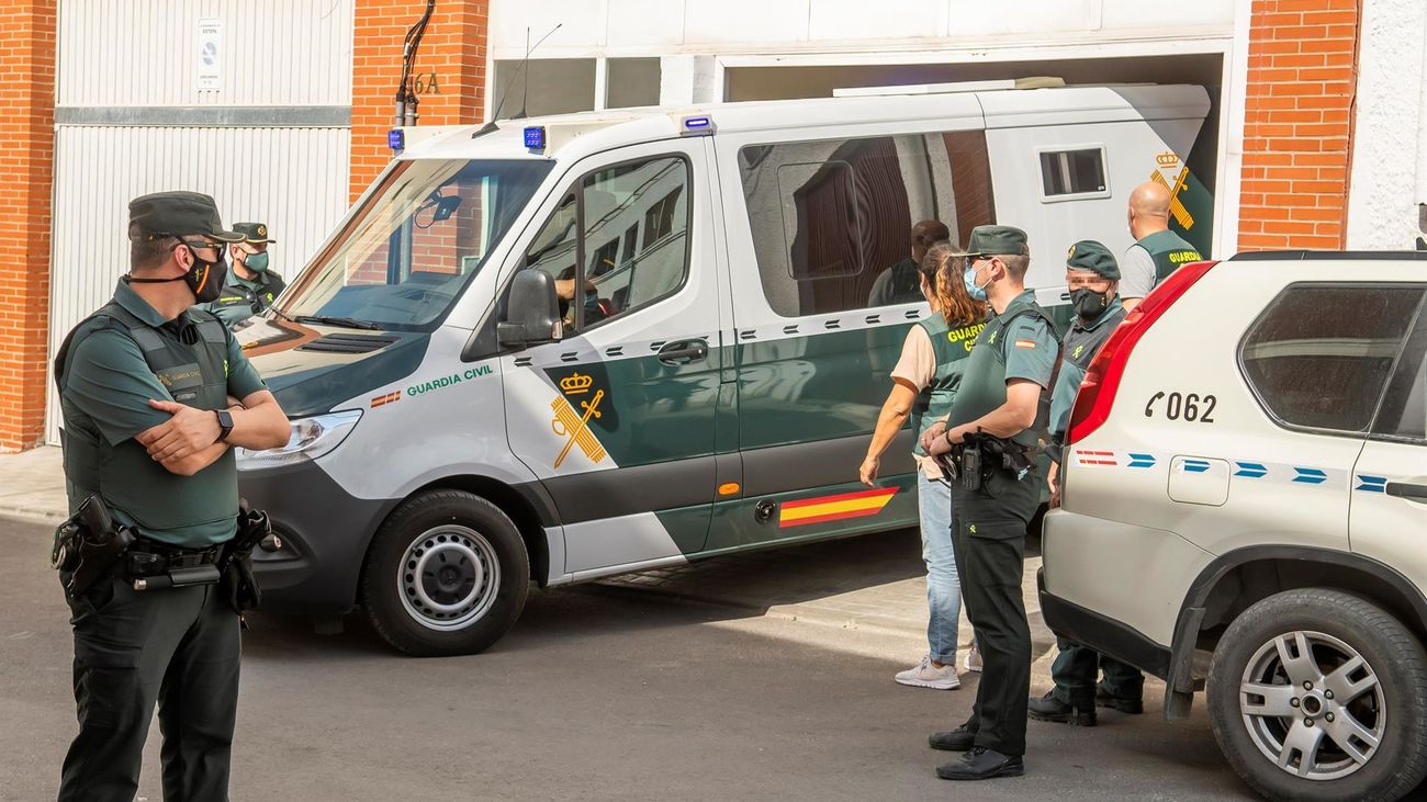 La Guardia Civil halló restos humanos en el registro de la casa del asesino de Rocío Caíz
