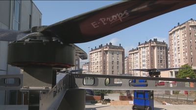 Alumnos de un instituto de Lugo construyen el dron más grande de España