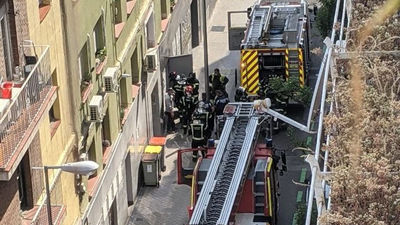 Un  incendio en una 'cocina fantasma' deja sin luz varias calles de Chamartín