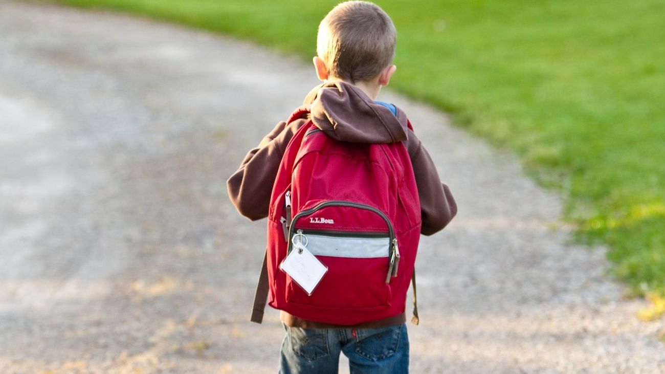 Libros, material escolar, uniformes, … cómo llenar la mochila del cole gastando lo menos posible