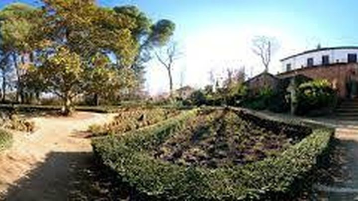 Jardines de la Casa Palacio de Manuel Godoy / AYTO VILLAVICIOSA DE ODÓN