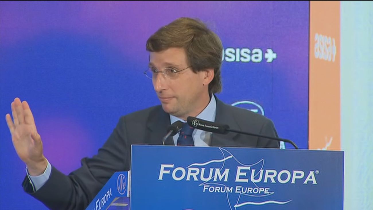 El silencio de Almeida durante 29 segundos para describir la reunión entre Biden y Sánchez