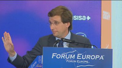 El silencio de Almeida durante 29 segundos para describir la reunión entre Biden y Sánchez