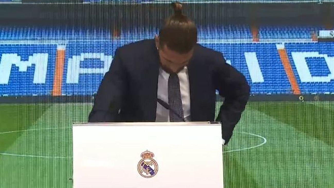 Sergio Ramos rompe a llorar en su despedida