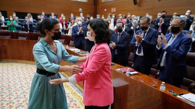 Ayuso es elegida como presidenta de la Comunidad de Madrid con el apoyo anunciado de Vox