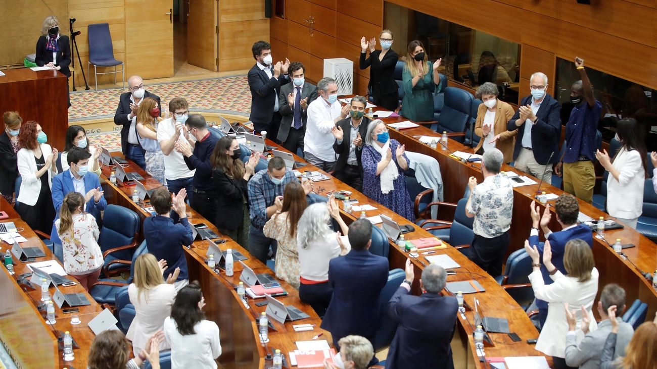 Especial Informativo - Investidura de Ayuso en la Asamblea de Madrid 18.06.21 (14:30-16:00)