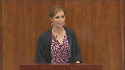 Mónica García anuncia una “oposición férrea” a Ayuso: “Si piensa en una legislatura de rodillo y seda, váyase olvidando”
