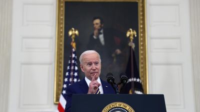 EEUU avisa del riesgo de la variante Delta