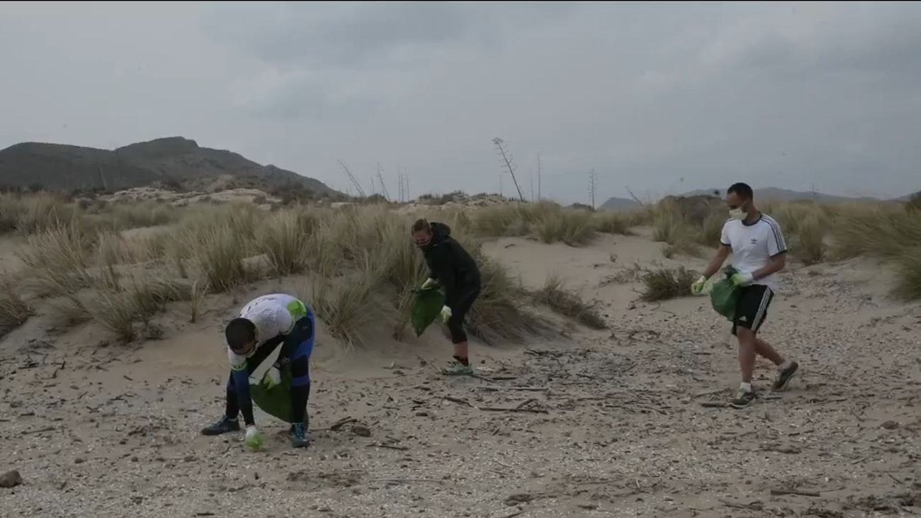 El 'plogging', practicar deporte limpiando nuestro medioambiente