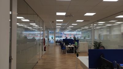 ¿Y si te bajan el sueldo por llegar tarde? El Tribunal Supremo lo avala