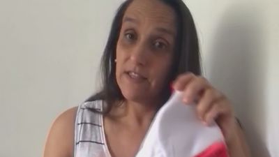 Indignación en redes sociales por un bikini con 'relleno' para niñas