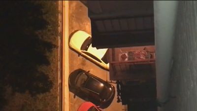 ¿Se pueden realizar barbacoas en las terrazas o balcones de los pisos?