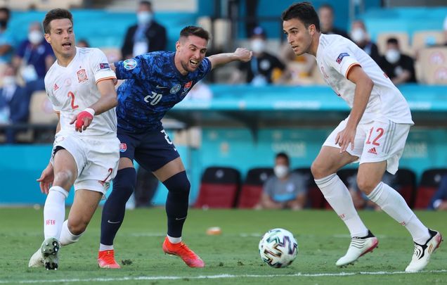 Azpilicueta y Eric García / EFE