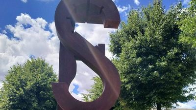 San Fernando inaugura un monumento en recuerdo a las víctimas de la Covid-19