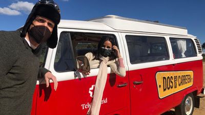 Dos en la carretera- Aldea del Fresno