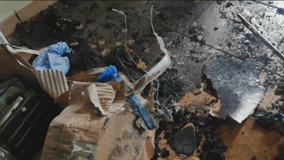 Vandalismo en Cerro Alarcón: Entran en su casa y prenden fuego al sótano