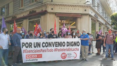 Protesta de pasteleros en Madrid para exigir un convenio "justo"