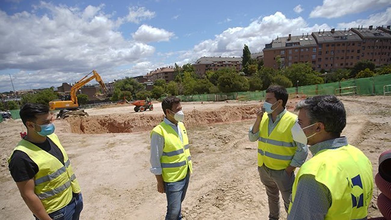 La nueva pista deportiva de La Vaguadilla de Las Rozas y el cierre perimetral del parque estarán listos en 3 meses