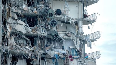 51 desaparecidos en el derrumbe de un edificio en EEUU