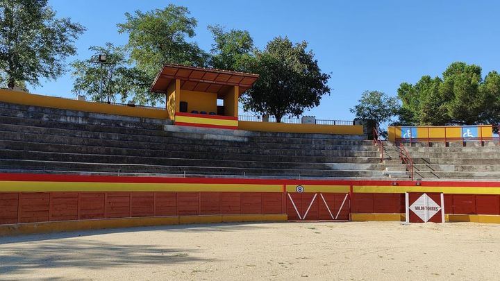 Plaza de toros de Valdetorres de Jarama / SIXTO NARANJO