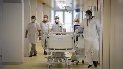 SATSE denuncia el cierre de más de 1.600 camas de hospital en Madrid durante el verano