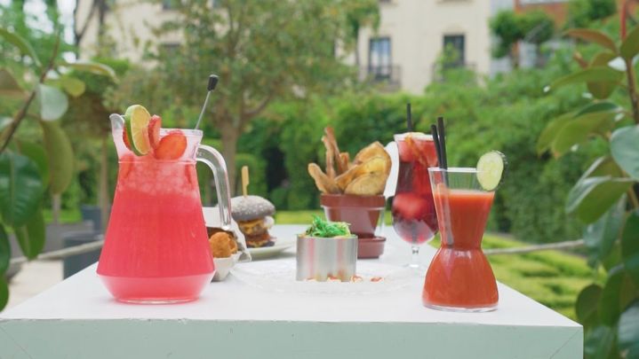 Sangría de la Terraza Bocanegra / Redacción