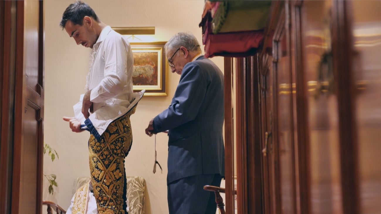 Lo Bravo: Saúl J. Fortes