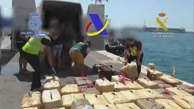 Cae una red criminal que iba  a distribuir 12 toneladas de hachís en narcolanchas