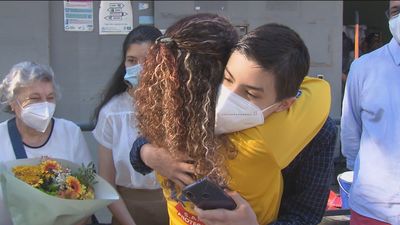 Miguel se reencuentra con la médico del Samur que, junto a su profe de gimnasia, le salvaron la vida