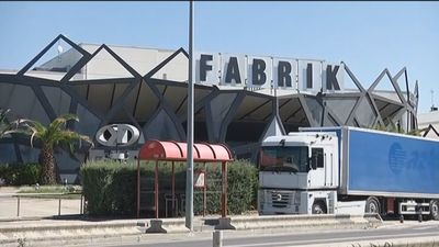 El conductor que atropelló al joven frente a Fabrik se fugó y luego llamó al 112