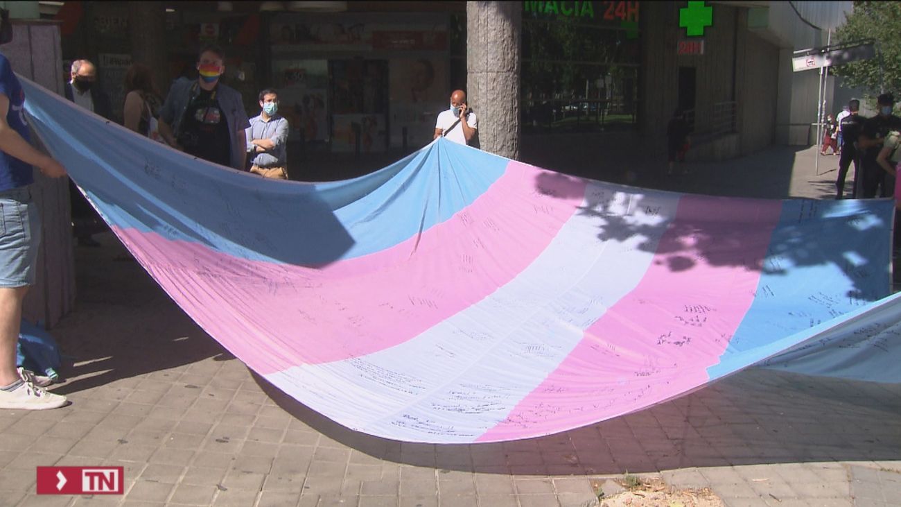 El Gobierno aprueba el anteproyecto de la 'Ley Trans'