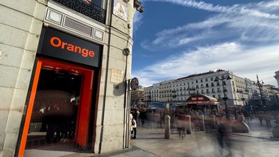 Los sindicatos y Orange sellan un preacuerdo para 400 personas