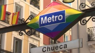 Metro refuerza su servicio el viernes y el sábado por el Orgullo LGTBI