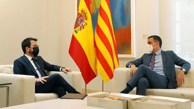 Sánchez recibe a Aragonés en Moncloa para intentar recuperar el diálogo