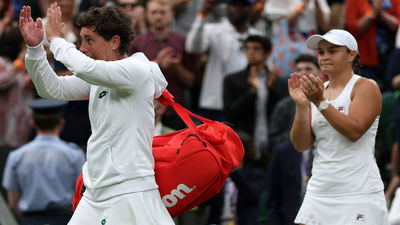 Carla Suárez dice adiós en su último Wimbledon tras caer con honores