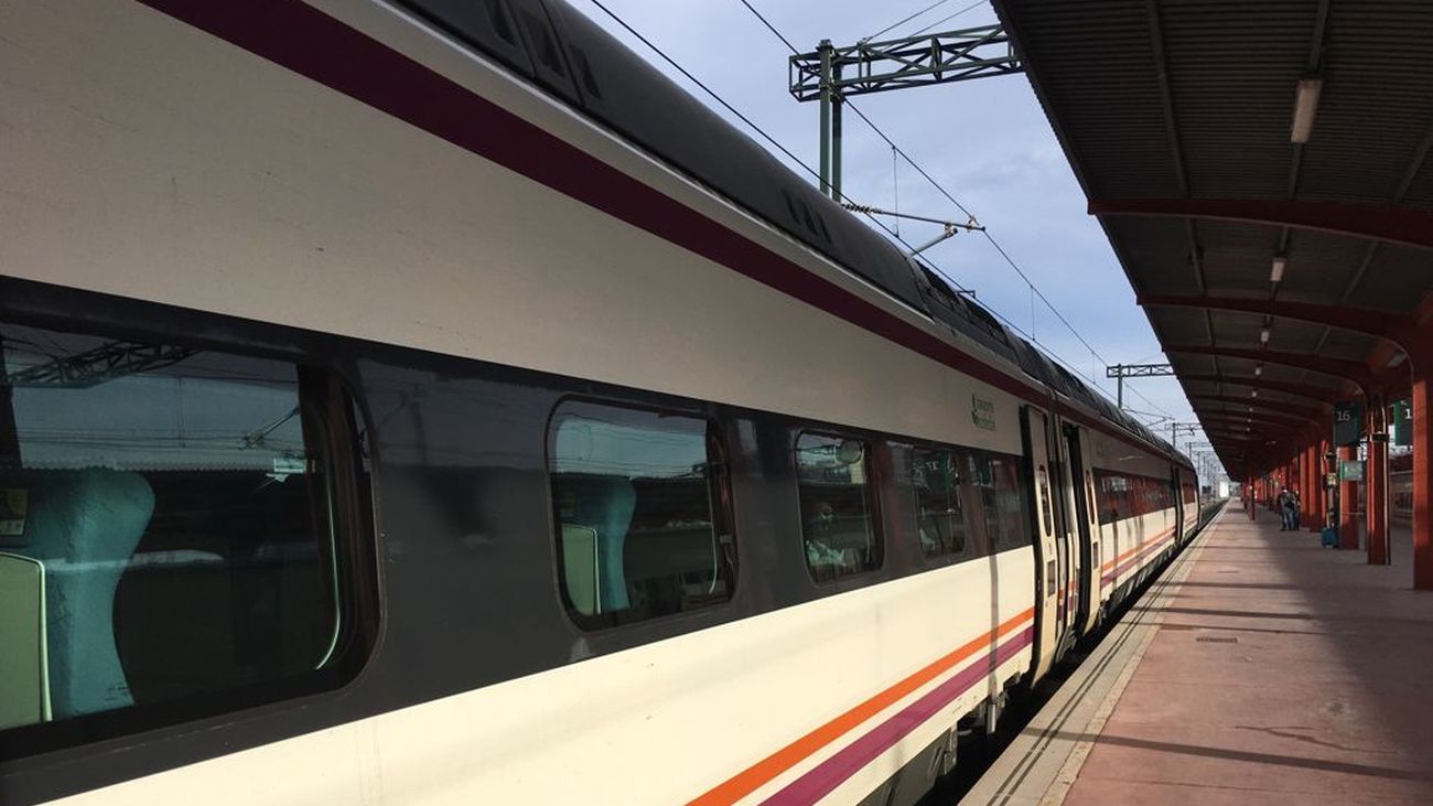 Renfe endurece la política de reservas con abonos gratuitos para evitar el uso fraudulento