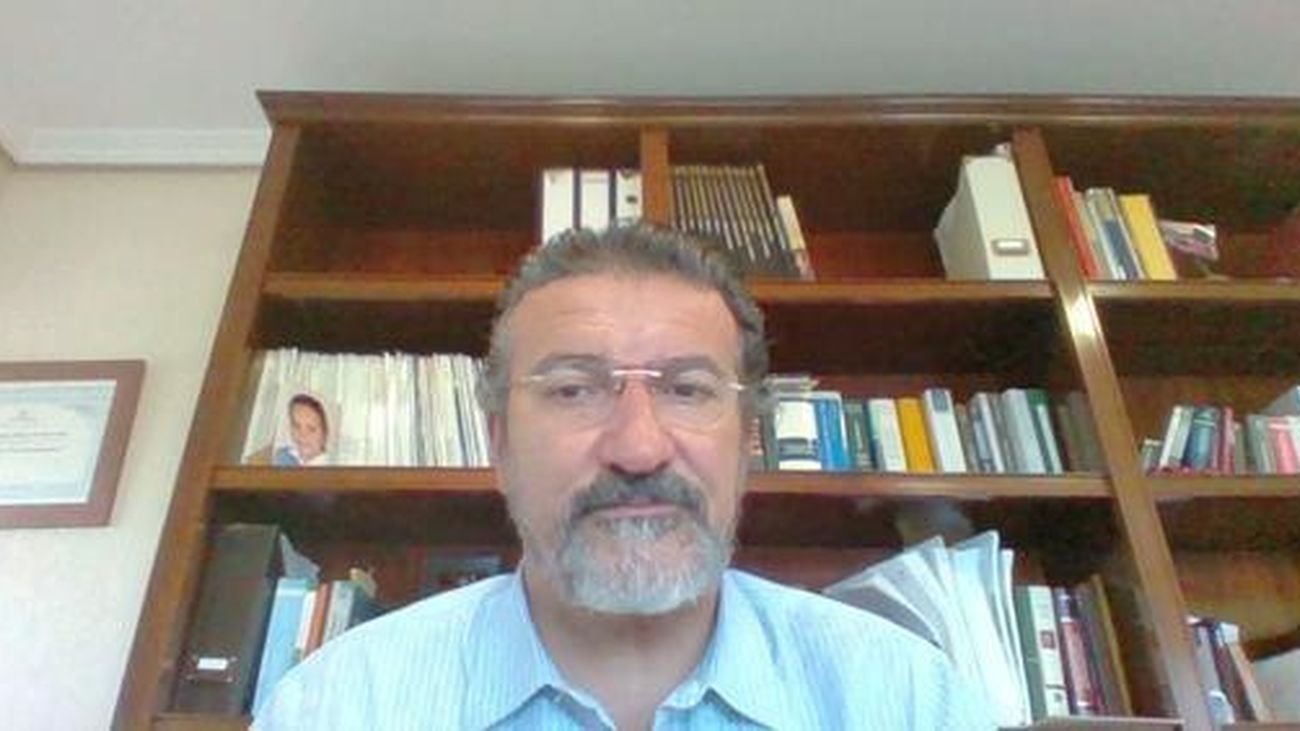 ¿Qué ocurre con los interinos tras el cambio de criterio del Supremo cuando ocupan más de tres años un puesto?