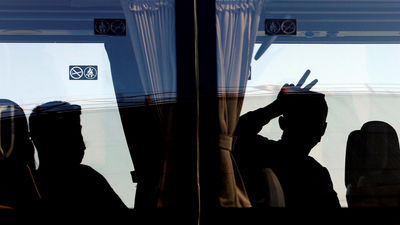 Los estudiantes madrileños llegados de Mallorca se marchan de Valencia sin hacerse tests