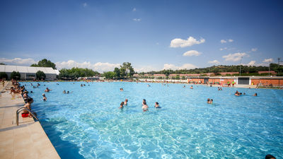 Entrada gratis para los usuarios del Carnet joven en las piscinas de Canal, Puerta de Hierro y San Vicente de Paul